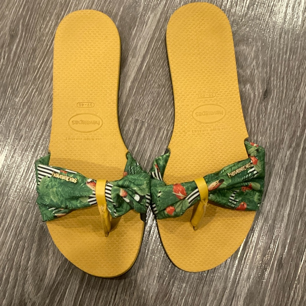 Havaianas Flip Flops Women’s Size 9/10W